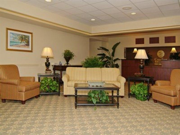 Imagen general del Hotel Comfort Inn and Suites Airport, Fort Myers . Foto 5