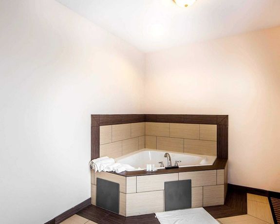 Imagen de la habitación del Hotel Comfort Inn and Suites, Alva. Foto 8