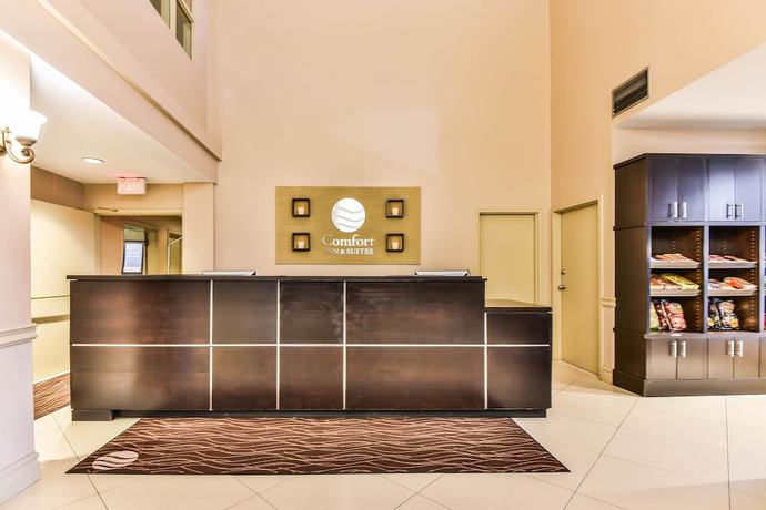 Imagen de los interiores del Hotel Comfort Inn and Suites Ambassador Bridge. Foto 14