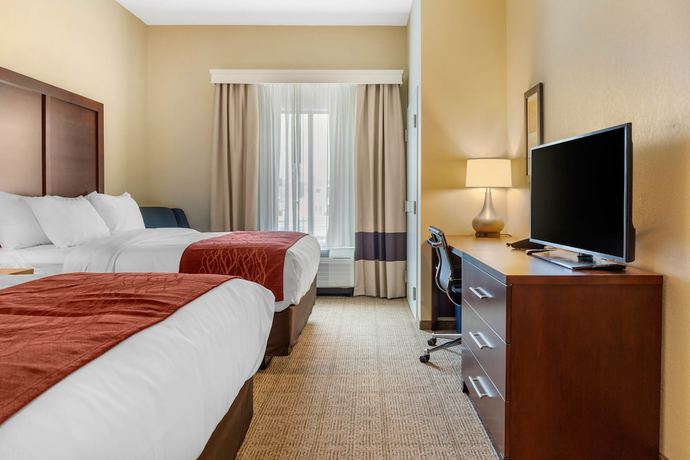Imagen de la habitación del Hotel Comfort Inn and Suites Amish Country. Foto 3