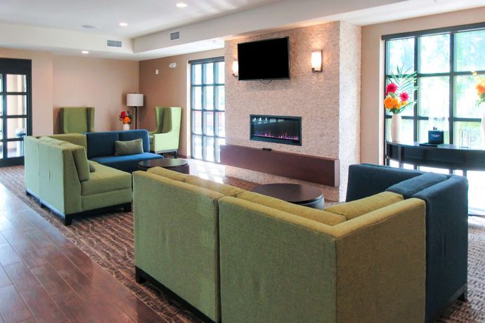Imagen general del Hotel Comfort Inn and Suites Amish Country. Foto 1