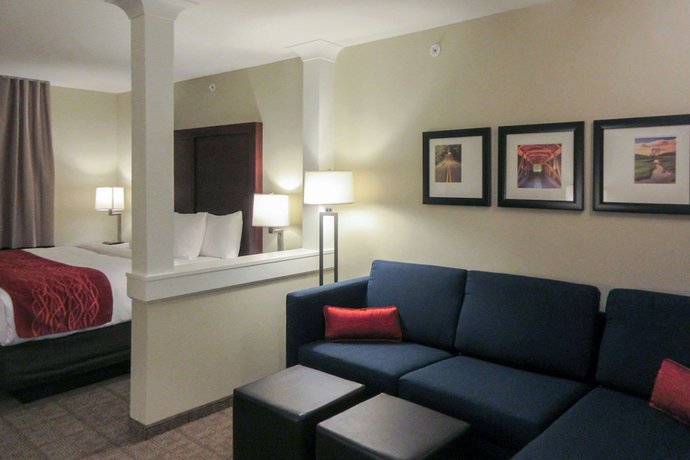 Imagen de la habitación del Hotel Comfort Inn and Suites Amish Country. Foto 5