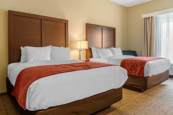 Imagen de la habitación del Hotel Comfort Inn and Suites Amish Country. Foto 6
