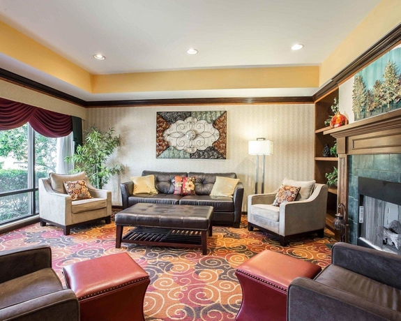 Imagen de los interiores del Hotel Comfort Inn and Suites At I-85. Foto 17