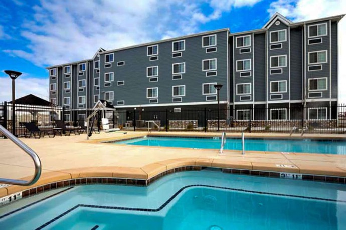 Imagen de la piscina del Hotel Comfort Inn and Suites, Aztec. Foto 20