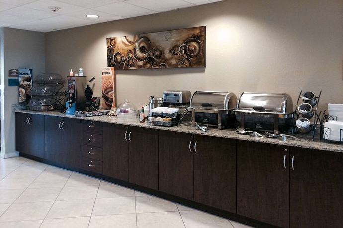 Imagen del bar/restaurante del Hotel Comfort Inn and Suites, Aztec. Foto 2