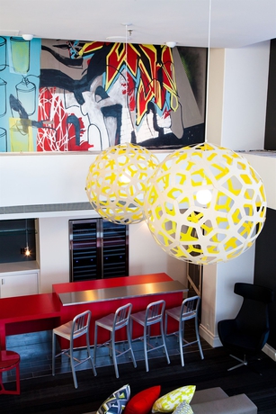 Imagen de los interiores del Hotel Comfort Inn and Suites Baltimore Inner Harbor. Foto 9