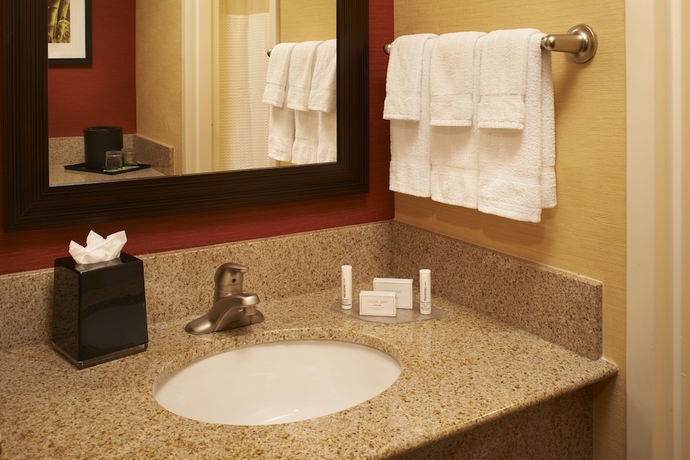 Imagen de la habitación del Hotel Comfort Inn and Suites, Buffalo Grove. Foto 14