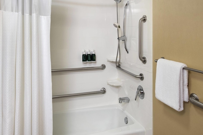 Imagen de la habitación del Hotel Comfort Inn and Suites, Buffalo Grove. Foto 17