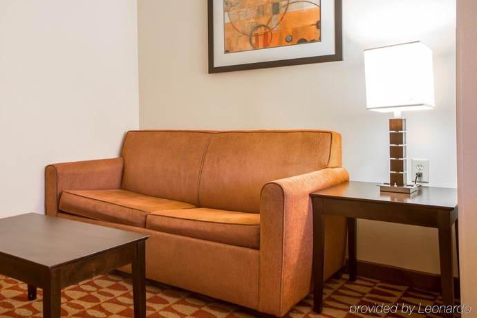 Imagen general del Hotel Comfort Inn and Suites By Choice Hotels At Fort Eisenhower Augusta. Foto 3