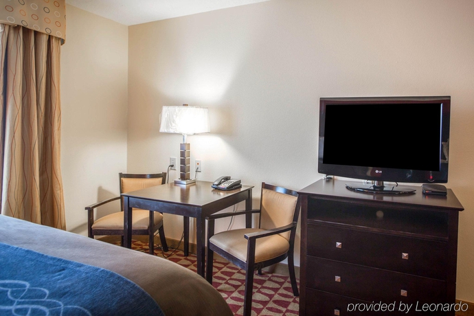 Imagen general del Hotel Comfort Inn and Suites By Choice Hotels At Fort Eisenhower Augusta. Foto 8