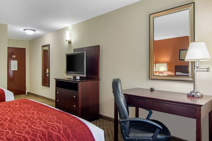 Imagen de la habitación del Hotel Comfort Inn and Suites, Canton. Foto 4