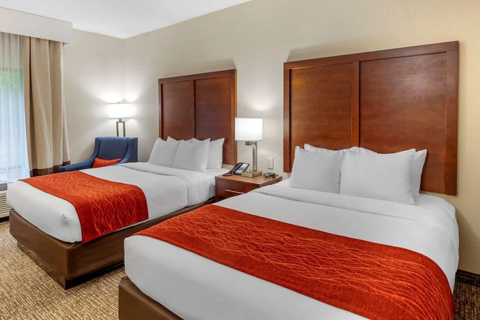 Imagen de la habitación del Hotel Comfort Inn and Suites, Canton. Foto 8
