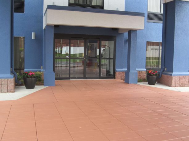 Imagen general del Hotel Comfort Inn and Suites Carrollton. Foto 2