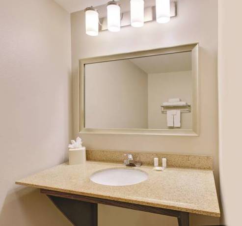 Imagen general del Hotel Comfort Inn and Suites Cedar Hill Duncanville. Foto 1