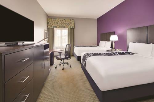 Imagen de la habitación del Hotel Comfort Inn and Suites Cedar Hill Duncanville. Foto 4