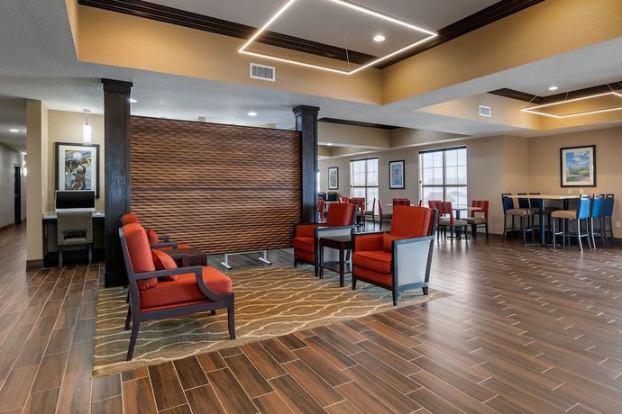 Imagen de los interiores del Hotel Comfort Inn and Suites Cedar Rapids CID Eastern Iowa Airport. Foto 15