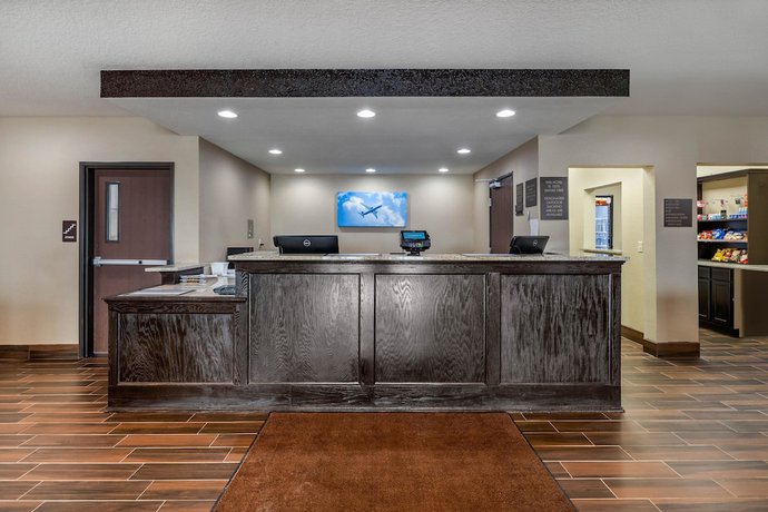Imagen de los interiores del Hotel Comfort Inn and Suites Cedar Rapids CID Eastern Iowa Airport. Foto 20