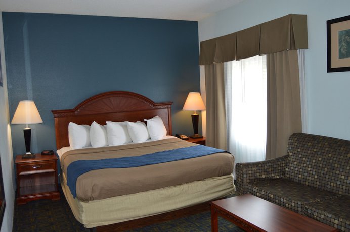 Imagen de la habitación del Hotel Comfort Inn and Suites, Cincinnati. Foto 4