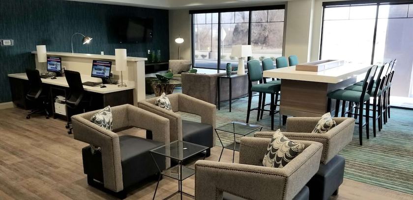 Imagen de los interiores del Hotel Comfort Inn and Suites, Clarksville. Foto 13