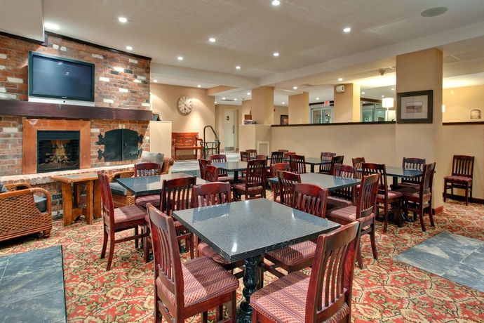 Imagen del bar/restaurante del Hotel Comfort Inn and Suites, Collingwood. Foto 3