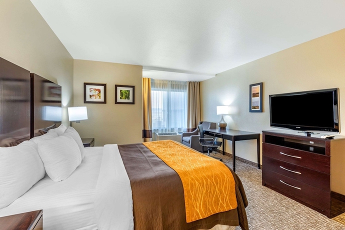 Imagen de la habitación del Hotel Comfort Inn and Suites Colton. Foto 9