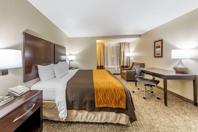 Imagen de la habitación del Hotel Comfort Inn and Suites Colton. Foto 15