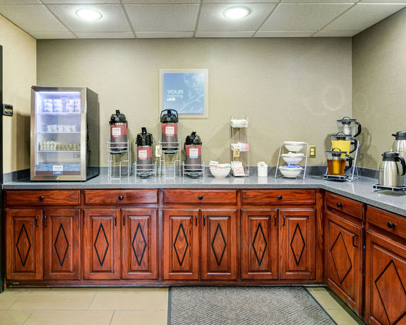 Imagen del bar/restaurante del Hotel Comfort Inn and Suites Conway. Foto 4
