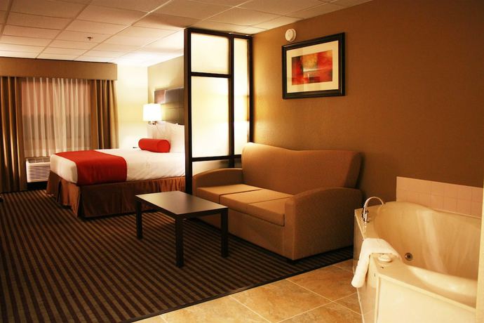 Imagen de la habitación del Hotel Comfort Inn and Suites Copley Akron. Foto 4