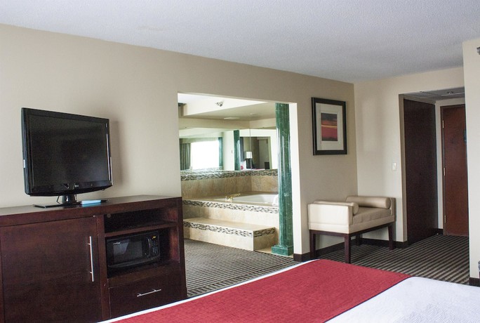 Imagen de la habitación del Hotel Comfort Inn and Suites Copley Akron. Foto 7