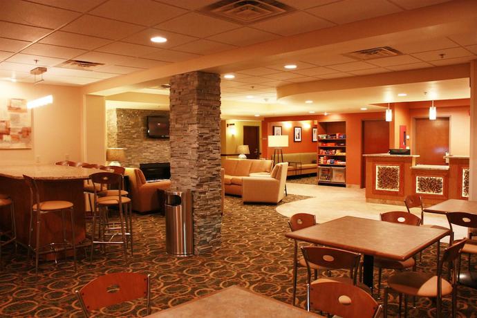 Imagen de los interiores del Hotel Comfort Inn and Suites Copley Akron. Foto 20