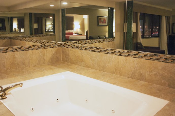 Imagen de la habitación del Hotel Comfort Inn and Suites Copley Akron. Foto 15