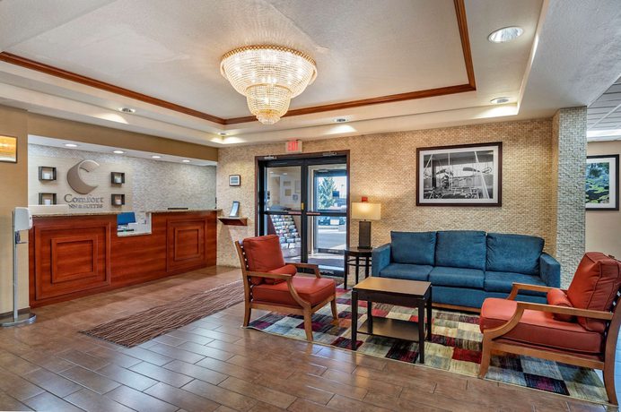 Imagen de los interiores del Hotel Comfort Inn and Suites Dayton Northwest - Englewood. Foto 18