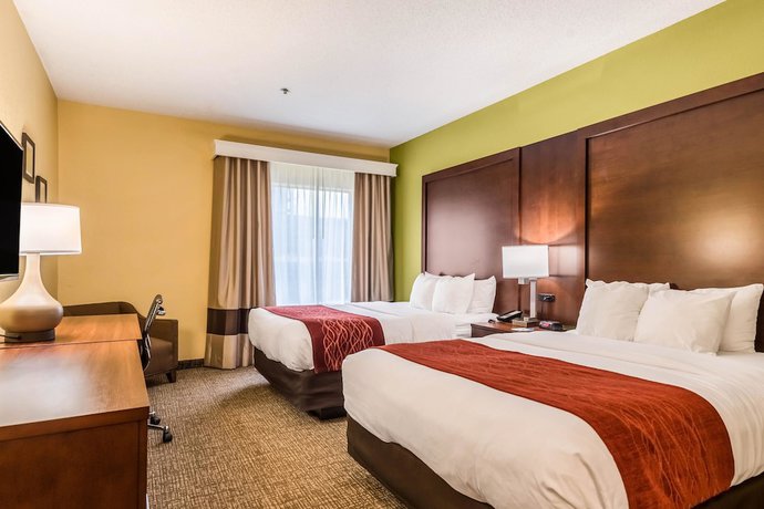 Imagen de la habitación del Hotel Comfort Inn and Suites Dayton Northwest - Englewood. Foto 16