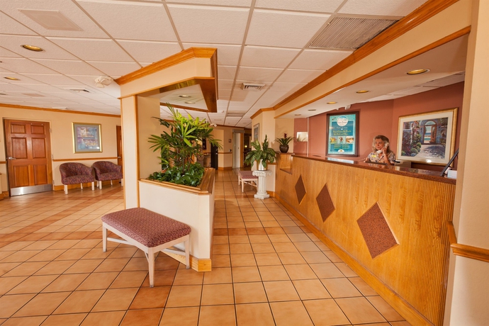 Imagen de los interiores del Hotel Comfort Inn and Suites Daytona Beach Oceanfront. Foto 7
