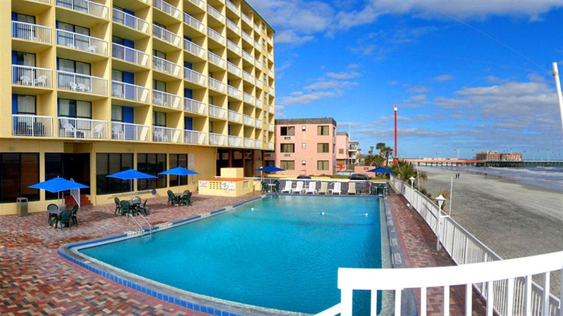 Imagen general del Hotel Comfort Inn and Suites Daytona Beach Oceanfront. Foto 1