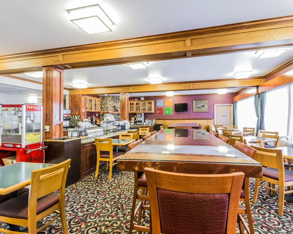 Imagen del bar/restaurante del Hotel Comfort Inn and Suites Durango. Foto 5