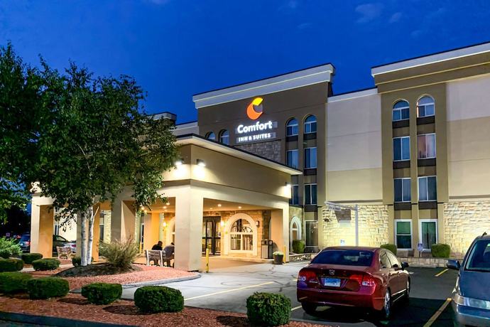 Imagen general del Hotel Comfort Inn and Suites East Hartford - Hartford. Foto 1