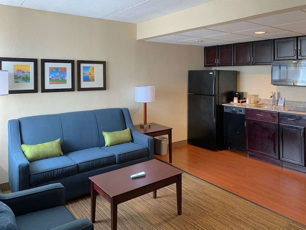 Imagen de la habitación del Hotel Comfort Inn and Suites East Hartford - Hartford. Foto 9