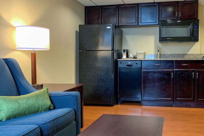 Imagen de la habitación del Hotel Comfort Inn and Suites East Hartford - Hartford. Foto 10