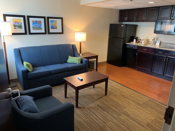 Imagen de la habitación del Hotel Comfort Inn and Suites East Hartford - Hartford. Foto 13