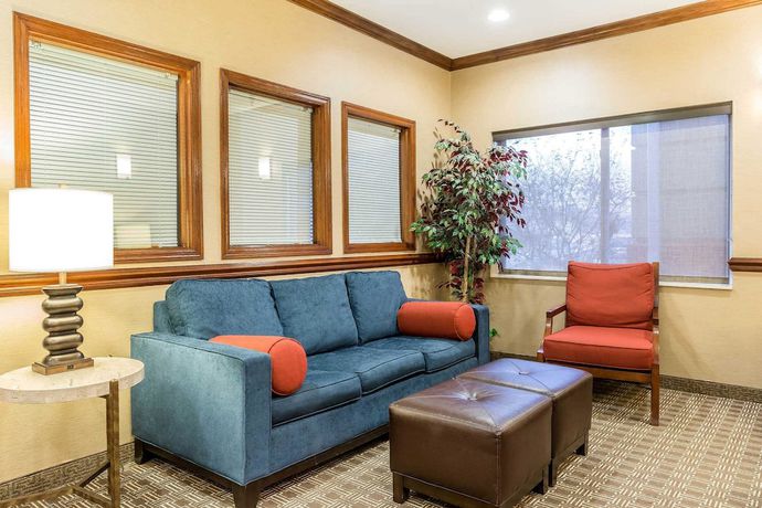 Imagen de los interiores del Hotel Comfort Inn and Suites East Moline near I-80. Foto 20