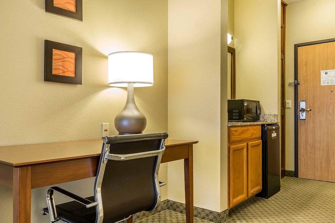 Imagen de la habitación del Hotel Comfort Inn and Suites East Moline near I-80. Foto 17