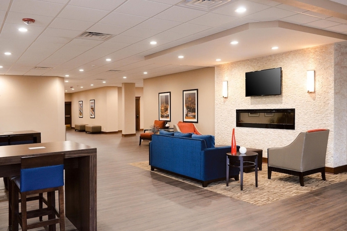Imagen de los interiores del Hotel Comfort Inn and Suites Event Center. Foto 18