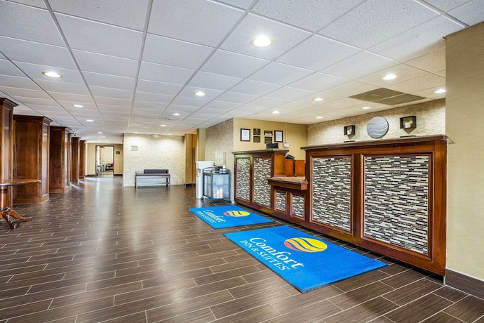 Imagen de los interiores del Hotel Comfort Inn and Suites Fairborn near Wright Patterson AFB. Foto 20