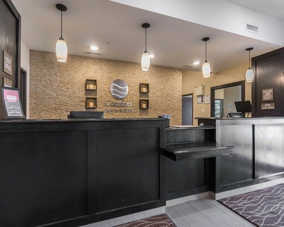 Imagen de los interiores del Hotel Comfort Inn and Suites, Fox Creek. Foto 17