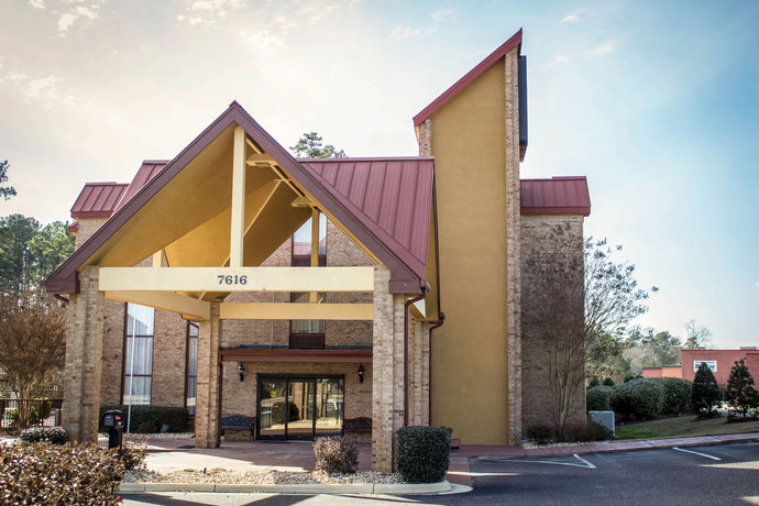 Imagen de los interiores del Hotel Comfort Inn and Suites Fuquay Varina. Foto 14