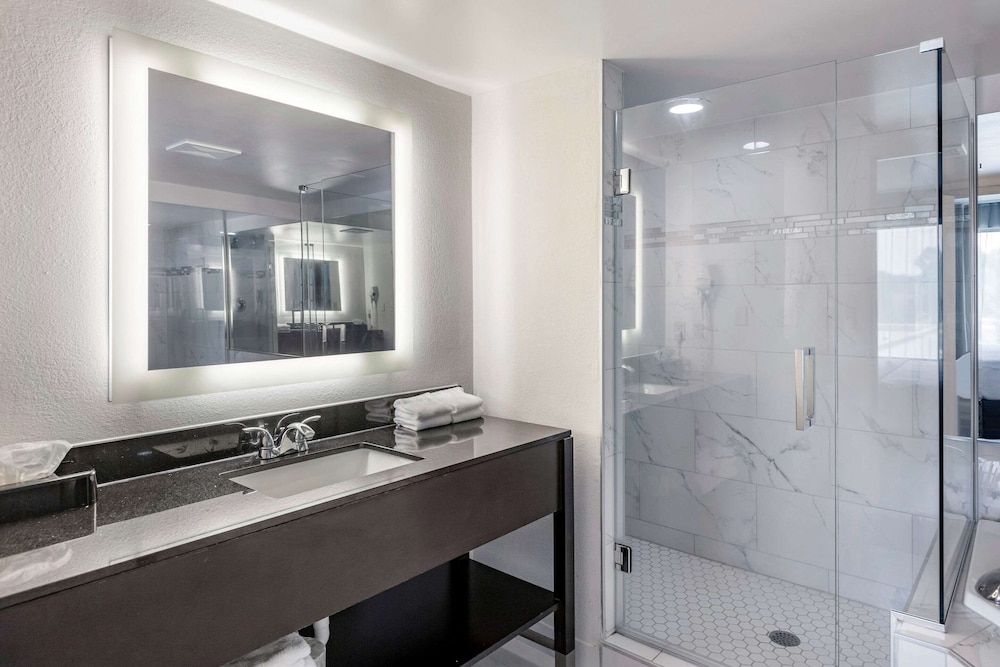 Imagen de la habitación del Hotel Comfort Inn and Suites Grand Blanc/Flint. Foto 16