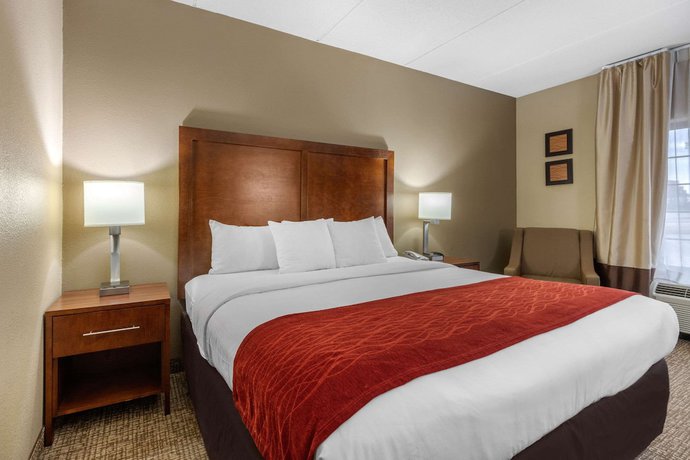 Imagen de la habitación del Hotel Comfort Inn and Suites Hamilton Place. Foto 7