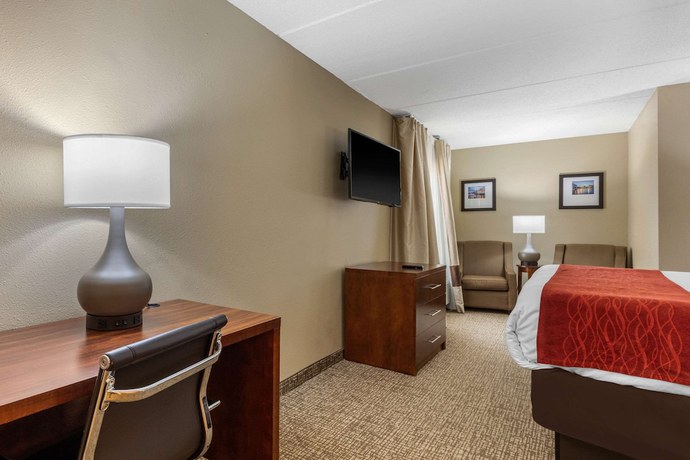 Imagen de la habitación del Hotel Comfort Inn and Suites Hamilton Place. Foto 16
